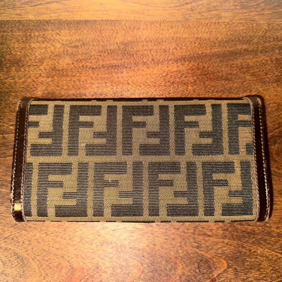 Vintage Fendi Brown Zucca long Wallet - Picture 11 of 12